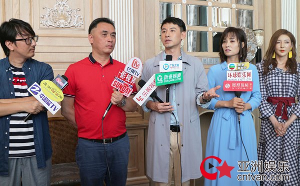 《我是保安》开放媒体探班 聚焦小人物弘扬主流价值观