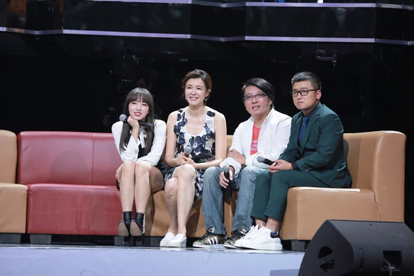 《嗨，唱起来！》本周五开唱 袁惟仁分享情感故事 沈南调侃李艾是“音痴”