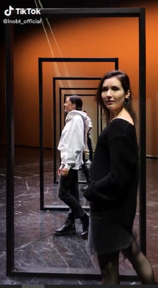 专业歌剧演员合唱热曲《船夫号子》！立陶宛国家剧院在TikTok爆红