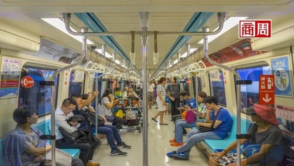 关一周，你想念「通勤」吗？让心理复原、能激发创意...挤捷运竟好处多多