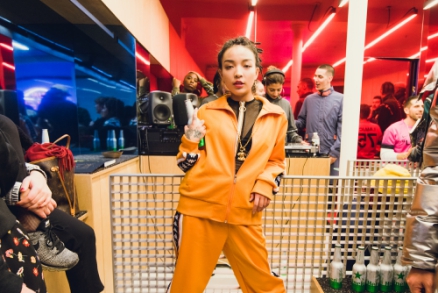 Kappa串标风靡巴黎时装周，BANDA系列即将上市