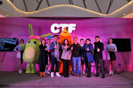 周大福&天天爱消除邂逅粉色浪漫,与你玩场VIP大牌快闪盛宴