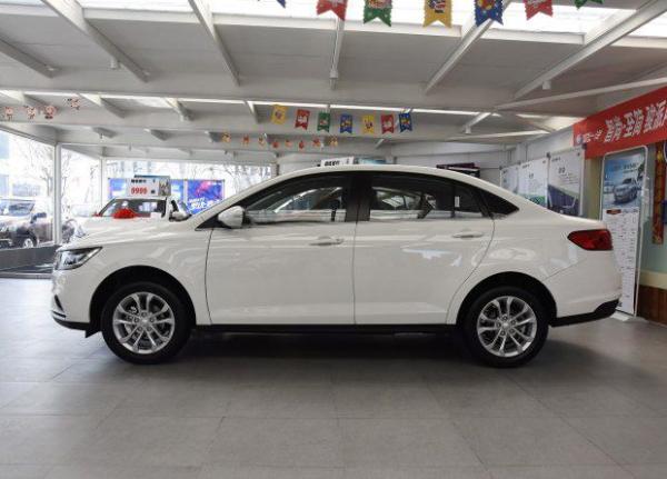 天津一汽骏派A50新车实拍图 3月上市预售6万起