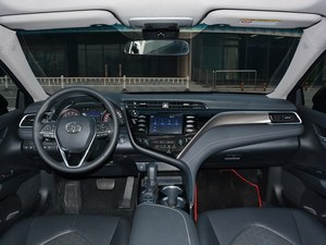 购凯美瑞目前售价17.98万元起 平价销售