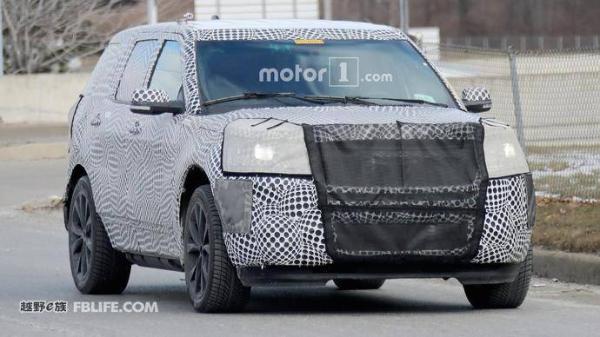 最大号的ST选手 福特探险者ST路试谍照曝光