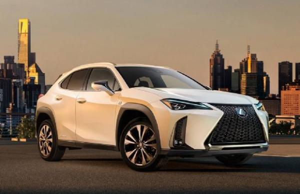 全新紧凑型SUV 雷克萨斯UX官图发布 3月5日亮相