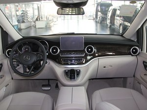 奔驰V级北京新报价 目前售48.9万元起
