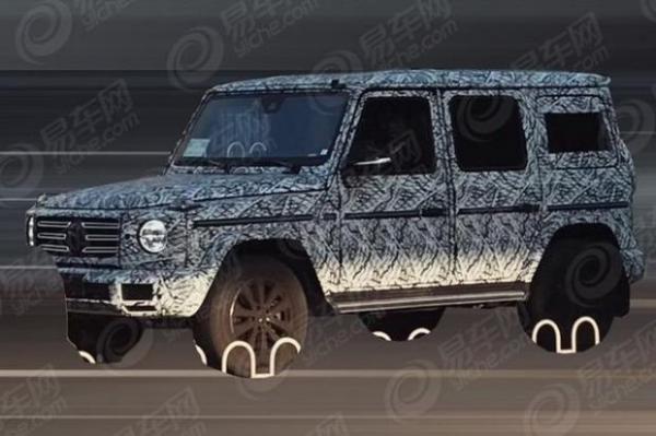 曝全新奔驰G级国内路试谍照 年内进口上市