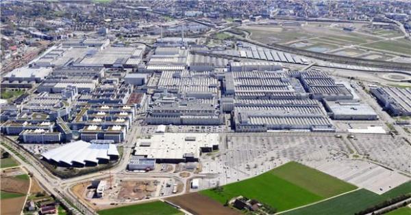 迈向工业4.0时代 戴姆勒德国全新工厂2019年投产