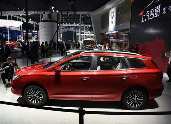 紧凑型纯电动旅行车 荣威Ei5补贴后预计售价14-16万