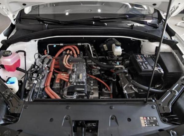 紧凑型纯电动旅行车 荣威Ei5补贴后预计售价14-16万