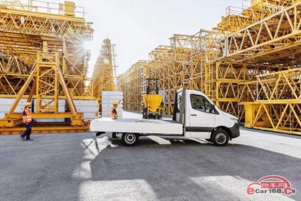 将新增入门级前驱车 全新奔驰凌特发布