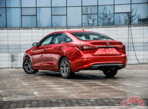 全新家族化设计 2018款长安逸动预售8-11万