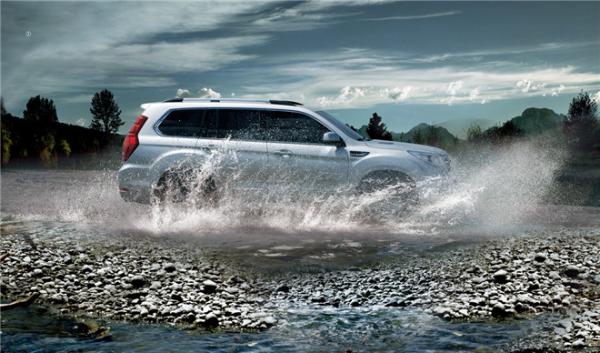 越野家用通适 新哈弗H9对比汉兰达