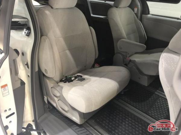 2018款塞纳四驱两驱现车差价多少丰田塞纳配置手续齐包上牌