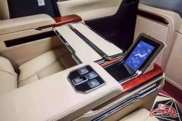 18款丰田埃尔法七座六速版新一代丰田埃尔法亮点解析内饰升级