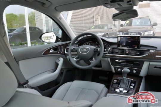 18款奥迪A6L最新报价现车优惠30周年版1.8T TFSI进取型多少钱