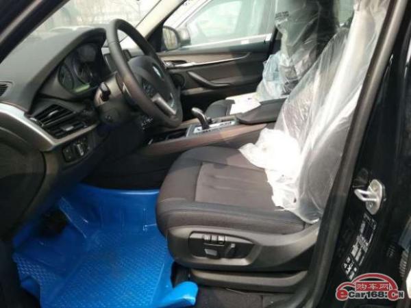 2018款宝马X5配置加版公路性能最强SUV宝马X5新能源优惠价