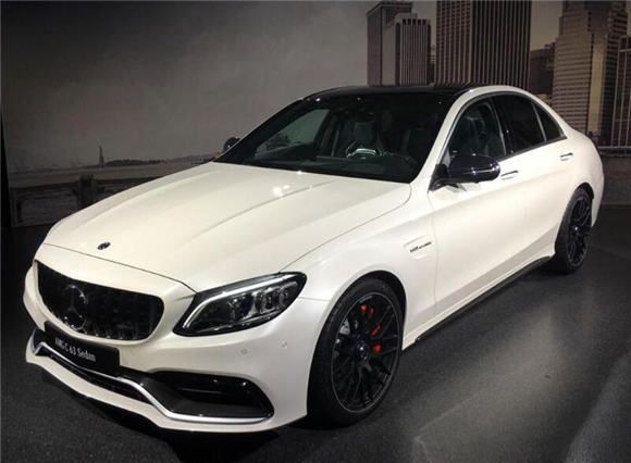 2019款奔驰C 63 AMG/奔驰C 63 S Coupe亮相 实车图片