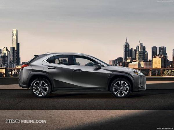 全新小型SUV 雷克萨斯UX官图解析