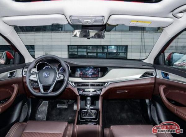 全新家族化设计 2018款长安逸动预售8-11万