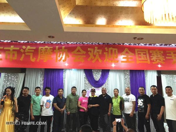 这里不仅有酒还有故事 这里是COT，这里有个不一样的赛手会