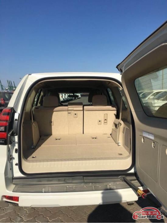18款丰田霸道4000实拍高配低配丰田普拉多4000中东版配置齐全