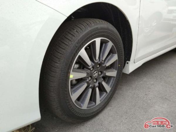 18款加版丰田塞纳四驱XLE高配全新外观丰田塞纳配置价格详解