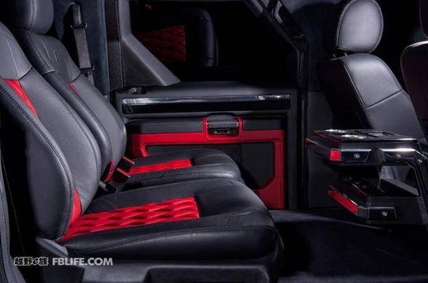 最好的防守是进攻 解析USSV Rhino GX特种车辆