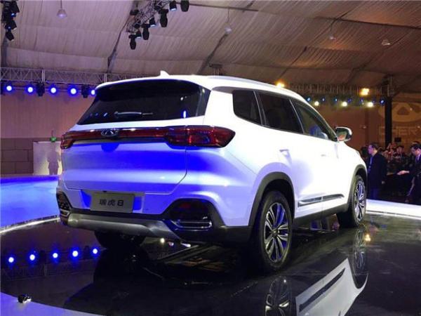 中型7座SUV 奇瑞瑞虎8内饰官图发布 4月25日上市