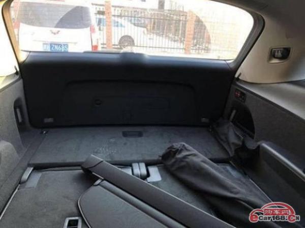 18款奥迪Q7更加注重内饰细节增豪华配置奥迪Q7简约沉稳座驾