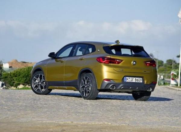 搭载1.5T/2.0T动力 全新宝马X2将于3月10日国内首发