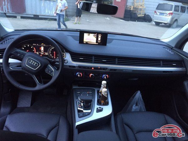 2018款奥迪Q7四驱SUV白色天津港现车报价奥迪Q7加版新行情