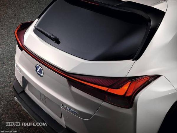 全新小型SUV 雷克萨斯UX官图解析