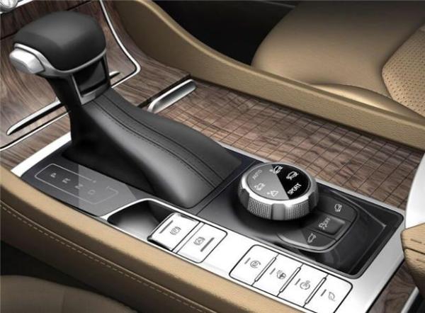 荣威RX8怎么样？旗舰7座SUV荣威RX8内饰实拍图片曝光