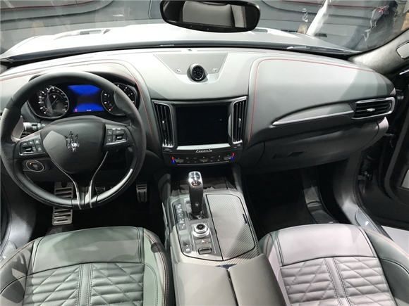 3.8秒加速 玛莎拉蒂Levante Trofeo车型正式亮相