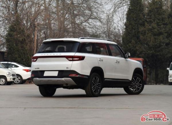 超大屏/7座SUV 全新昌河Q7上市售8.79-14.89万