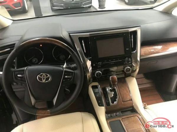18款丰田埃尔法七座六速版新一代丰田埃尔法亮点解析内饰升级