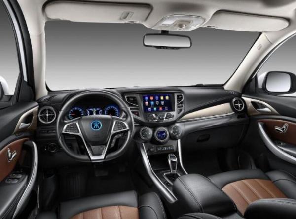 比亚迪2018款宋EV400预售20万 3月31日上市