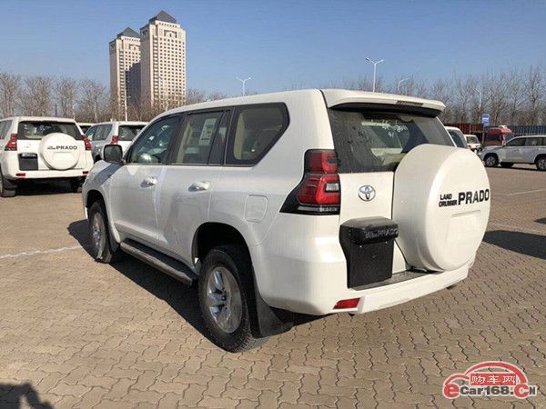 18款丰田霸道4000实拍高配低配丰田普拉多4000中东版配置齐全