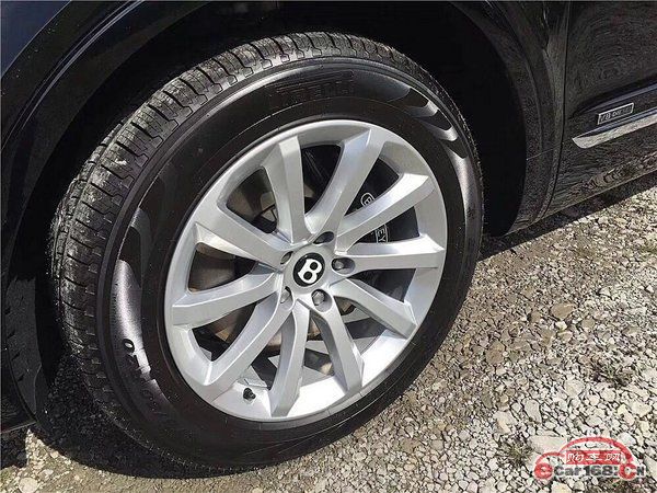 2018款宾利添越欧规全球顶尖SUV越野优惠宾利添越柴油多少钱