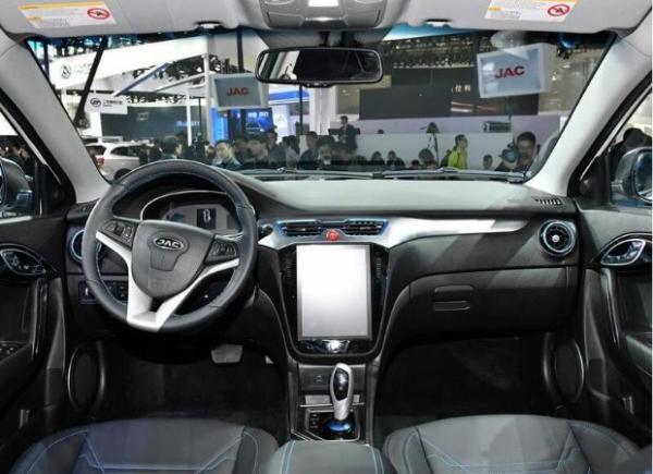 江淮iEVA50上市 补贴后售价12.25-14.45万 最高续航400km