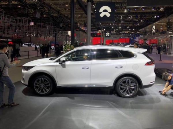 标配7座SUV 比亚迪唐汽油版预售15-18万元