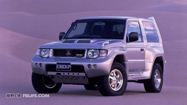 出厂就能跑达喀尔的车子不多 三菱帕杰罗EVO的历史
