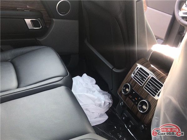 18款路虎揽胜行政美规配置全路虎揽胜行政中东版汽油多少钱