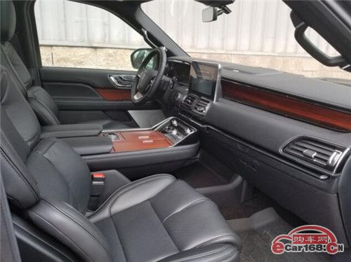 18林肯领航员配置解析墨版多少钱林肯领航员进口车型报价优惠