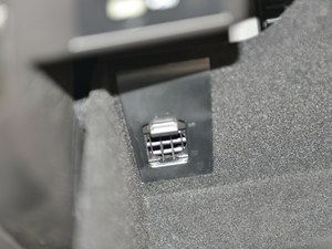 哈弗H8 新价格 直降4万元 现车充足