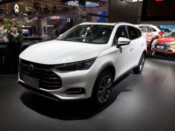 标配7座SUV 比亚迪唐汽油版预售15-18万元