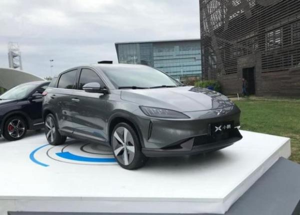 补贴前售20-28万 纯电紧凑型SUV小鹏G3预售价公布 年底交车