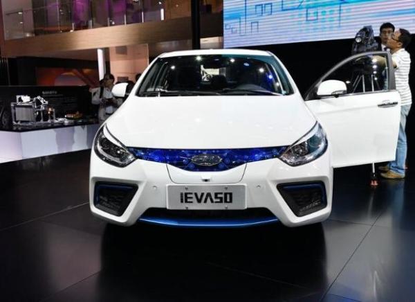 江淮iEVA50上市 补贴后售价12.25-14.45万 最高续航400km